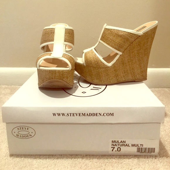 Steve Madden Shoes - Steve Madden Wedges
